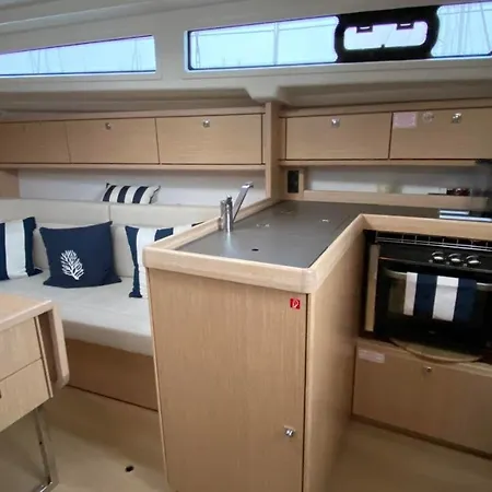 Båthotell Luxury Sailing Boat